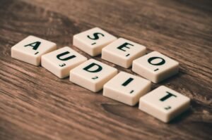 Audite ton SEO gratuitement pour découvrir comment améliorer ton positionnement sur Google.
